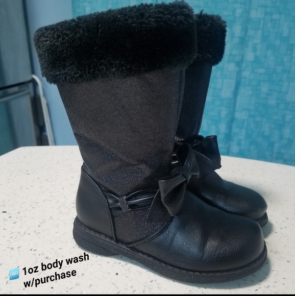 Other - **💜💛** Toddler Boots **💜💛**